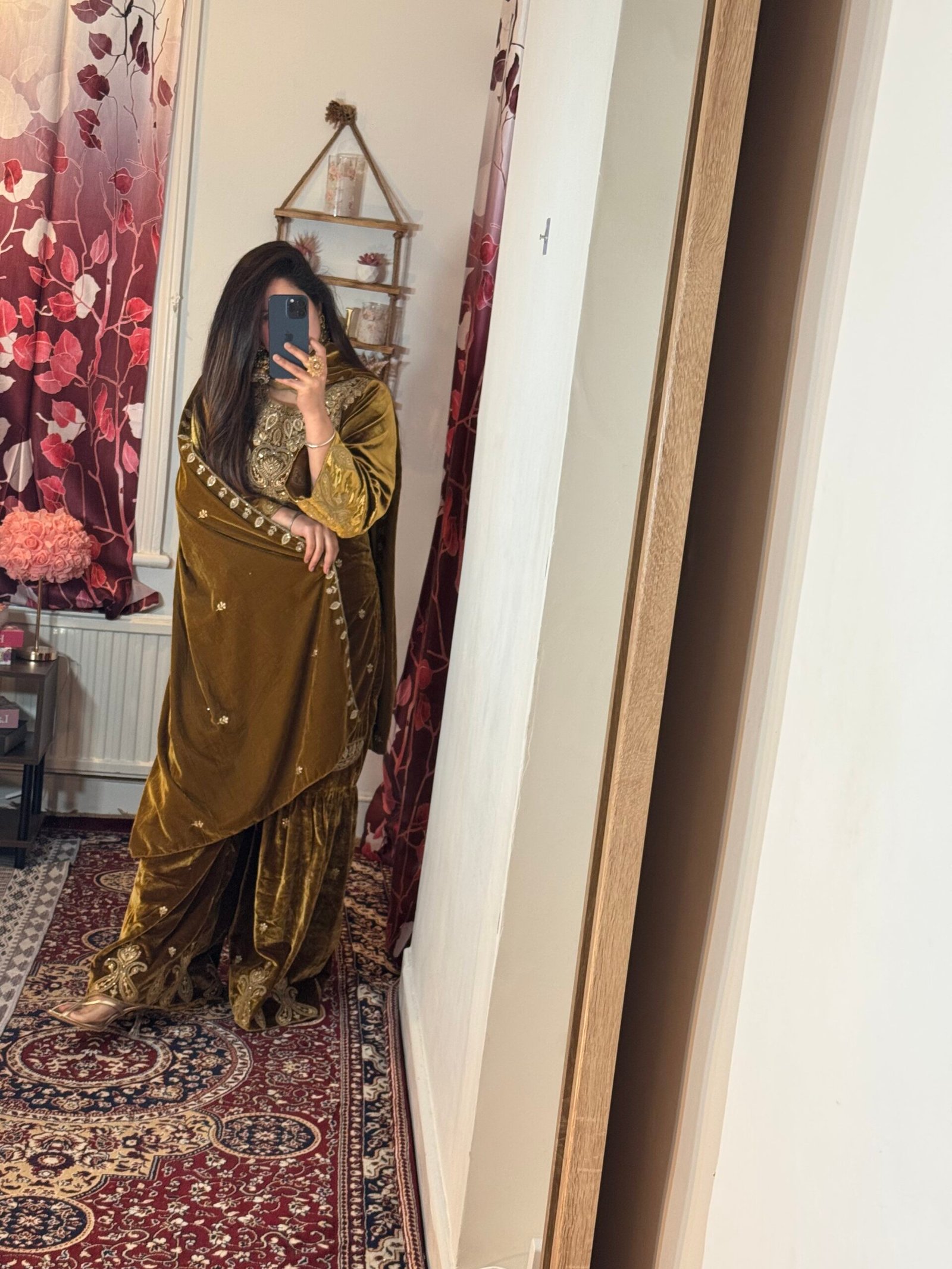 Velvet partywear Ghararahs - Image 5