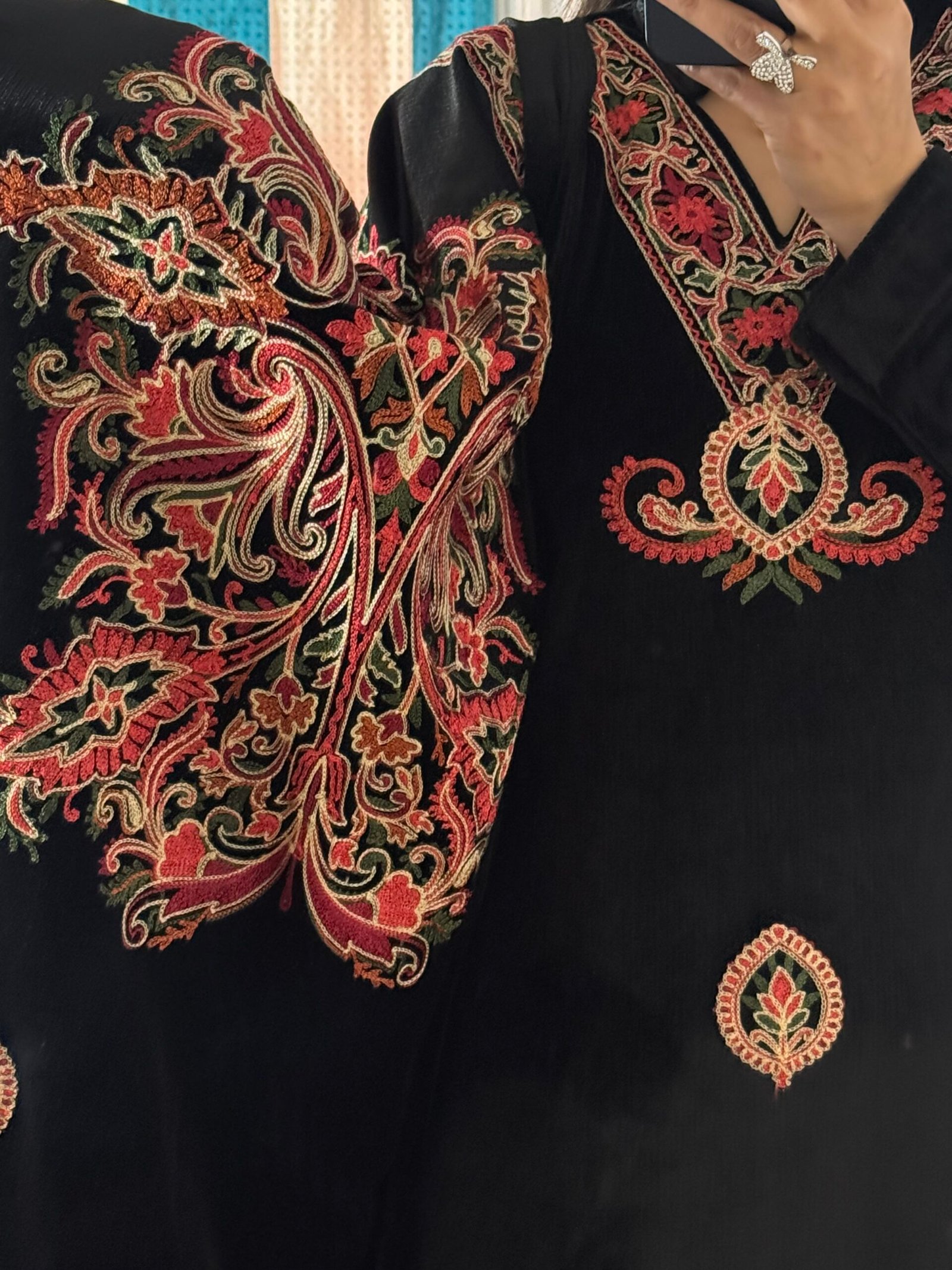 Kashmiri embroidered suit - Image 3